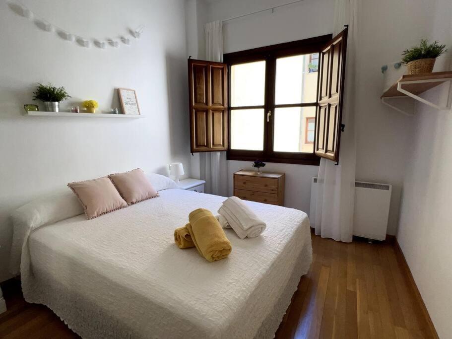 Apartamento Muy Centrico En Гранада Екстер'єр фото