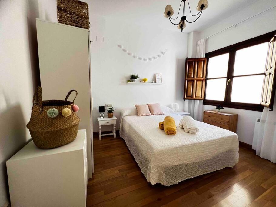 Apartamento Muy Centrico En Гранада Екстер'єр фото