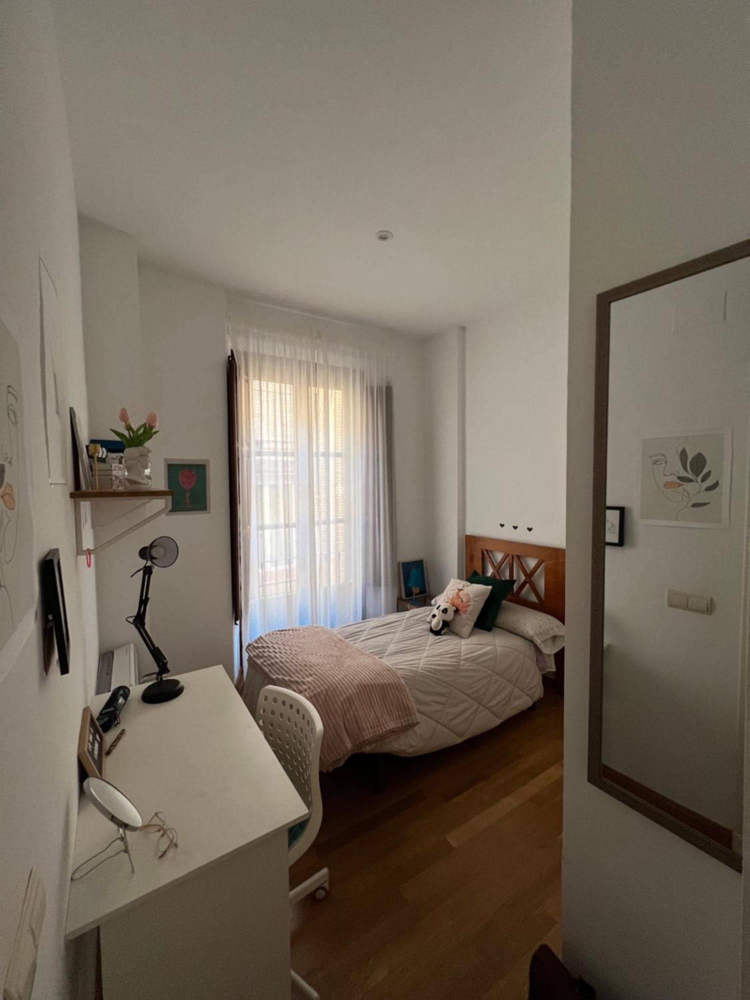 Apartamento Muy Centrico En Гранада Екстер'єр фото